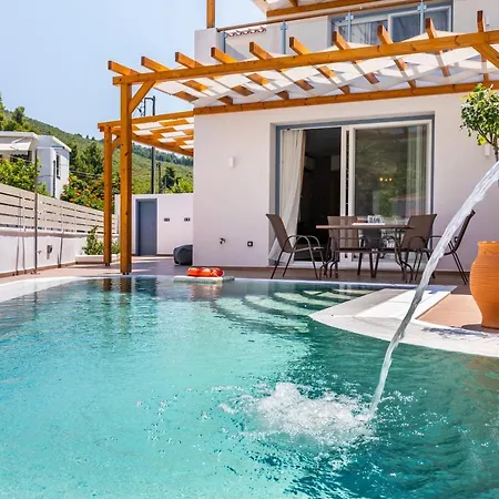 Vilă Luxury Agnontas